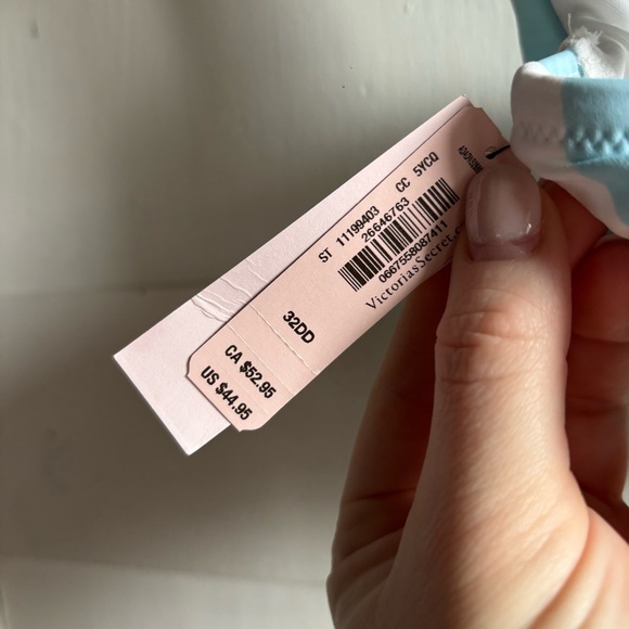 Victoria’s Secret Swim Top NWT Size 32DD - Picture 9 of 10